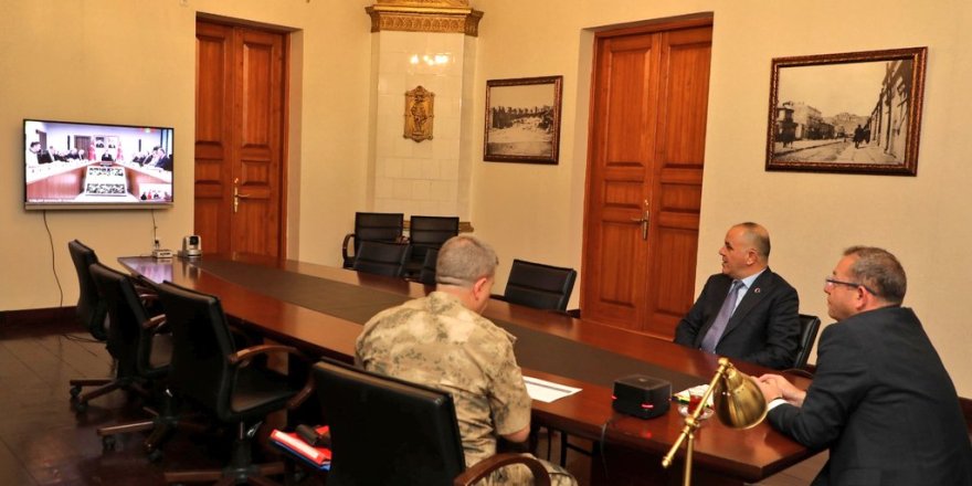 Vali Polat, İçişleri Bakanı Ali Yerlikaya başkanlığındaki toplantıya katıldı