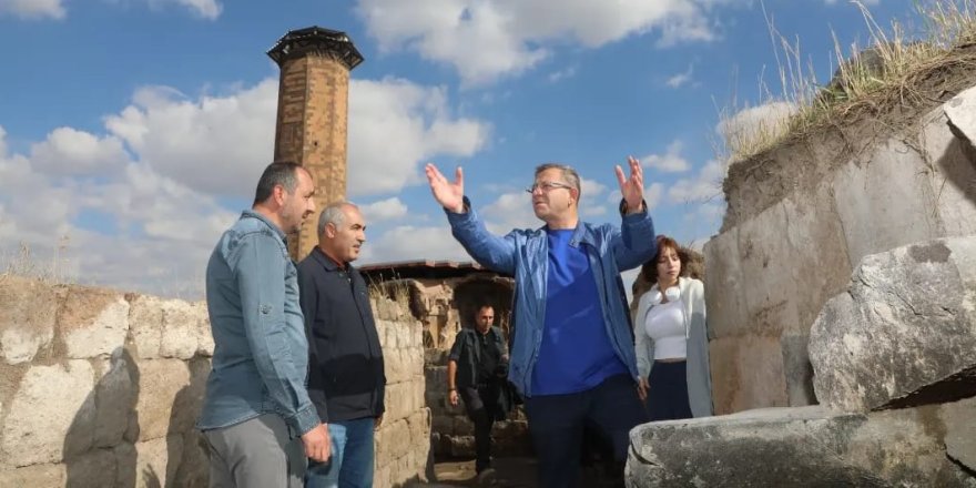 Vali Polat, Ani Antik Kenti'nde incelemelerde bulundu