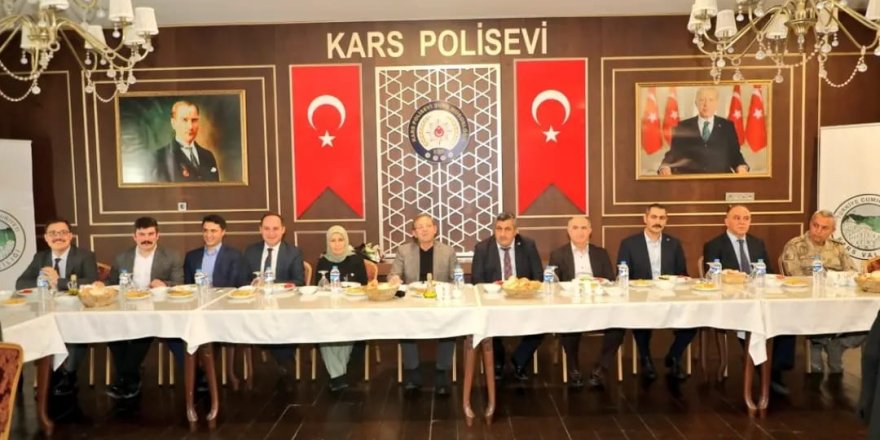 Vali Ziya Polat, muhtarlarla kahvaltı yaptı