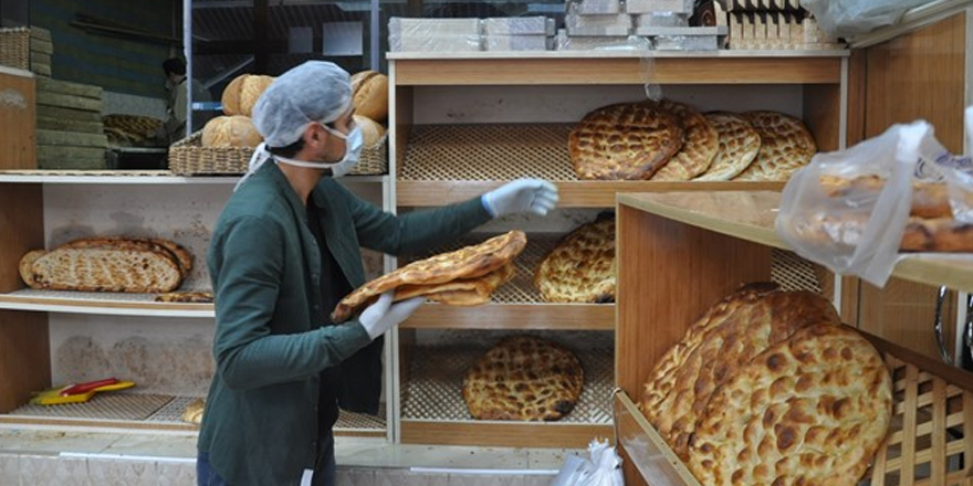 Kars'ta Ramazan pidesinin fiyatı belirlendi