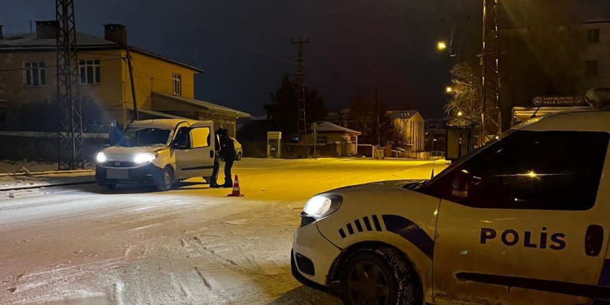 Polis, uygulamalarına devam ediyor