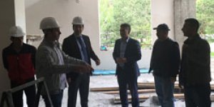 Arpaçayda 24 Derslikli Okul ve Yurt İnşaatının Yapımı Devam Ediyor