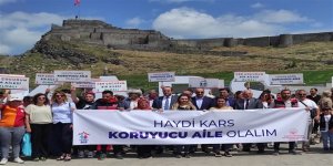 Kars’ta Koruyucu Aile farkındalık yürüyüşü gerçekleştirildi