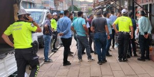 Kars’ta kaldırım ve yol işgaline polis ve zabıtadan ceza