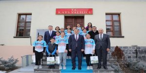 Vali Türker Öksüz, Kars'ın Sultanları, Yarının Sultanlarını tebrik etti