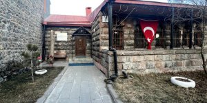 Kars’ta Kalem Kitap Kahve Evi öğrencilere hizmet veriyor