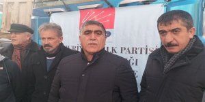 Kars’ta, CHP deprem bölgesine gıda ve hayvan yemi götürüyor