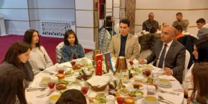 Azerbaycan Kars Başkonsolosluğu, Sevgi Evleri çocuklarına iftar düzenledi