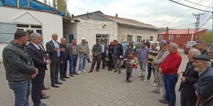 AK Parti Kars Milletvekili adayı Prof. Dr. Yunus Kılıç'a Kağızman’da büyük ilgi