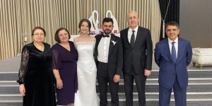 Murat Barış Bozkuş, Sezen Ezgi Eraslan ile dünya evine girdi