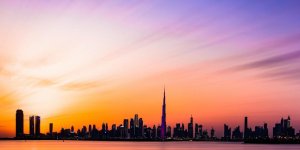 Dubai Dil Okulları: Hem Dil Öğrenin Hem Çalışın!