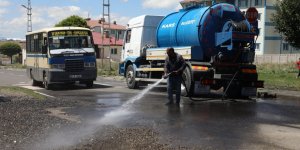 Kars’ta Temizlik Çalışmaları Devam Ediyor