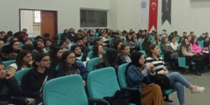 Kars’ta Üniversite Öğrencilerine Kadına Yönelik Şiddetle Mücadele Eğitimi Verildi